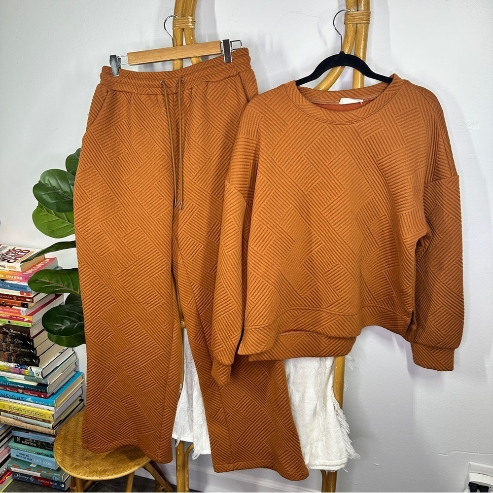 New In Textured Waffle Knit Sweater Set sz L
